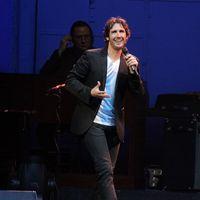 Josh Groban performs at the Bank Atlantic Center | Picture 111495